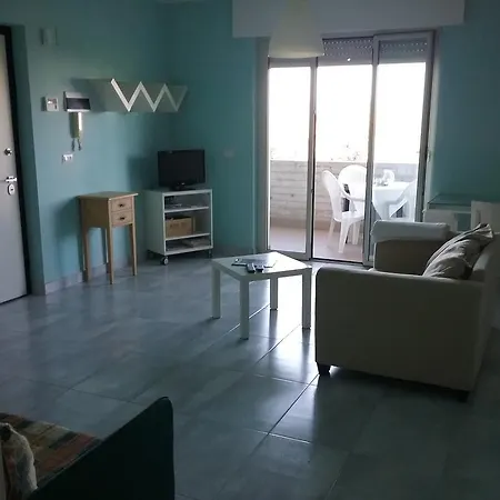 Apartament Scerne *