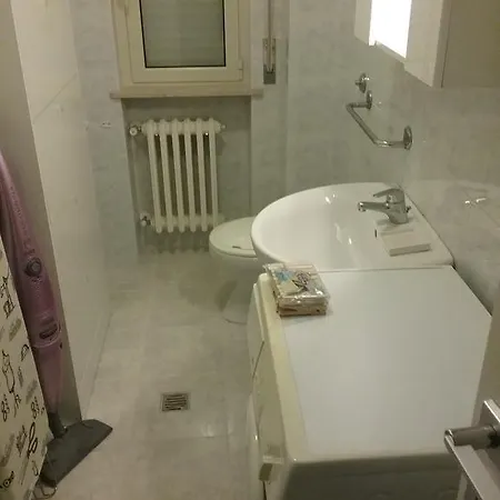 Apartament Scerne *